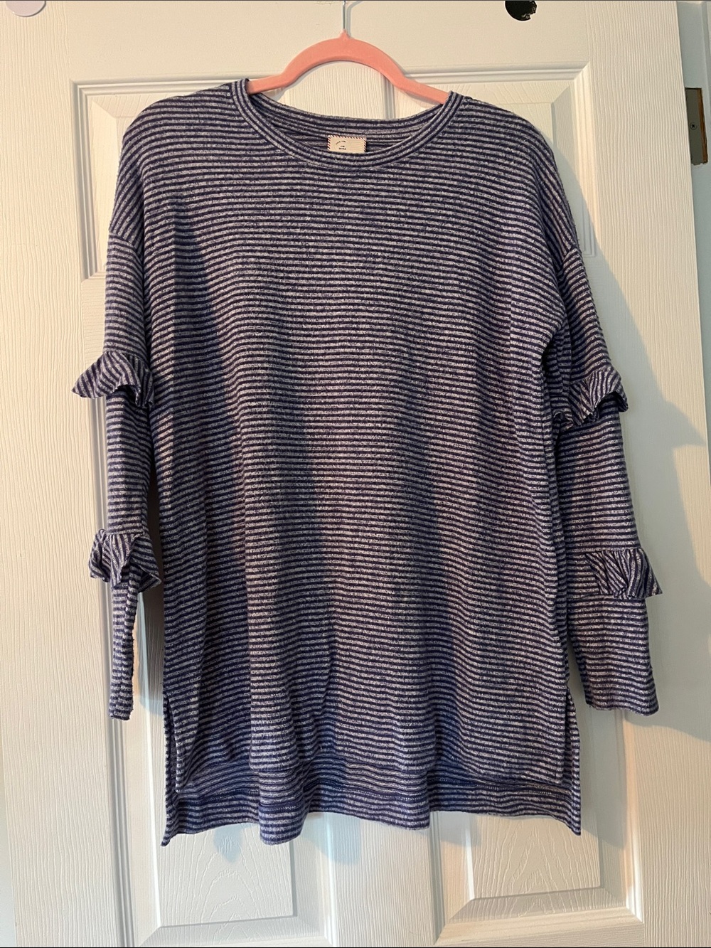 Anthropologie Women’s Striped Navy and White Ruffle-Sleeve Long Sleeve Top